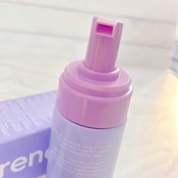 Florence by mills CLEAR THE WAY CLARIFYING FACE WASH BNIB! - Picture 4 of 10